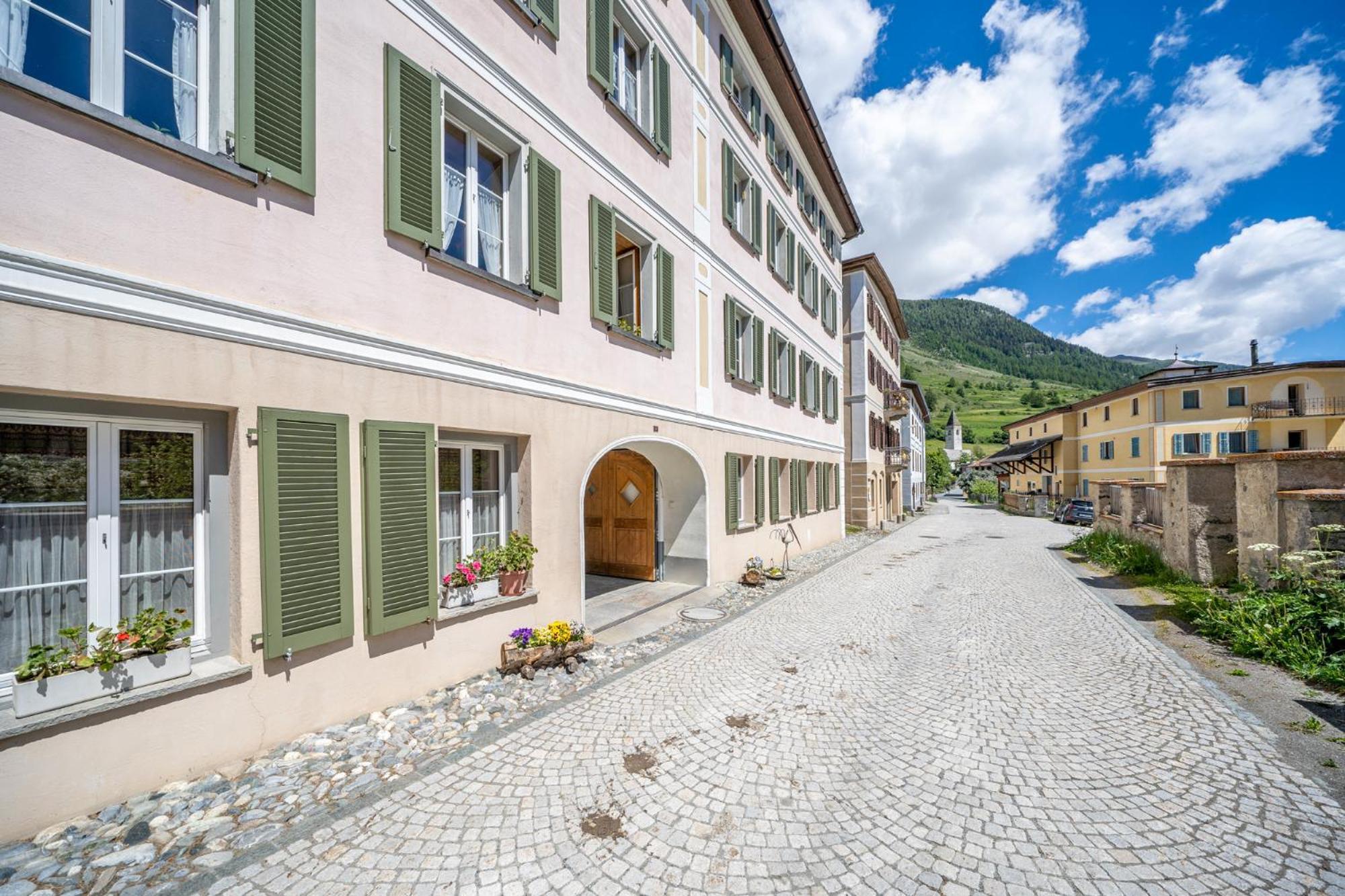 Ferienwohnung Chasa Plazza Gronda Lavin Exterior foto