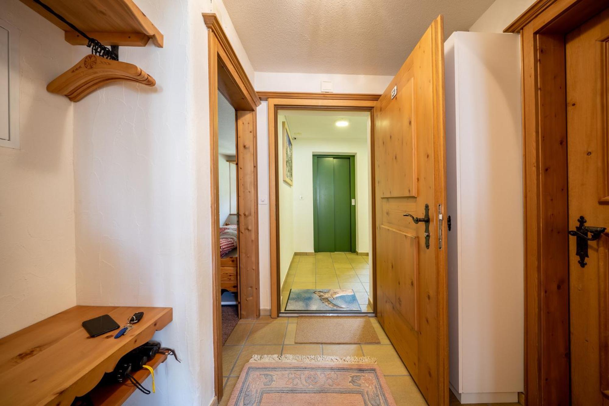 Ferienwohnung Chasa Plazza Gronda Lavin Exterior foto