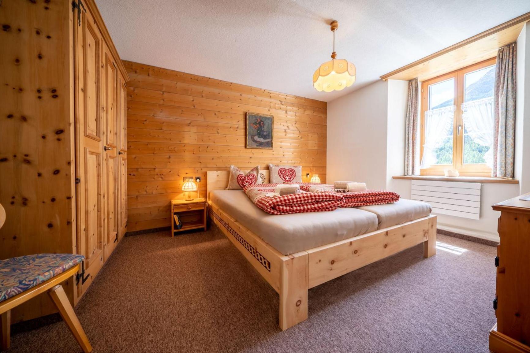 Ferienwohnung Chasa Plazza Gronda Lavin Exterior foto