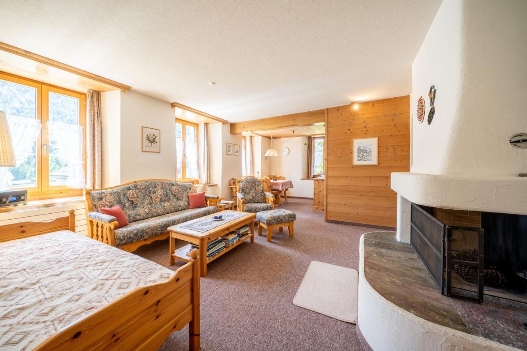 Ferienwohnung Chasa Plazza Gronda Lavin Exterior foto