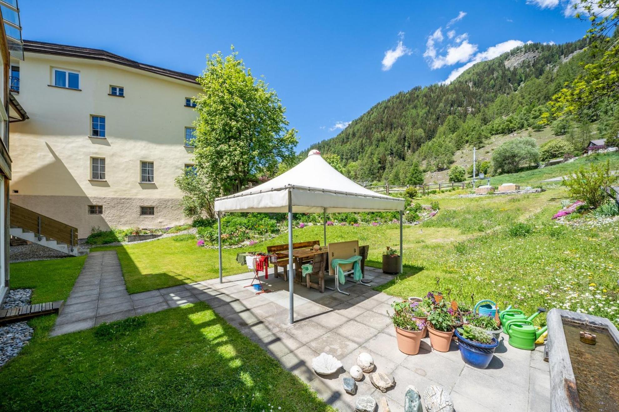 Ferienwohnung Chasa Plazza Gronda Lavin Exterior foto